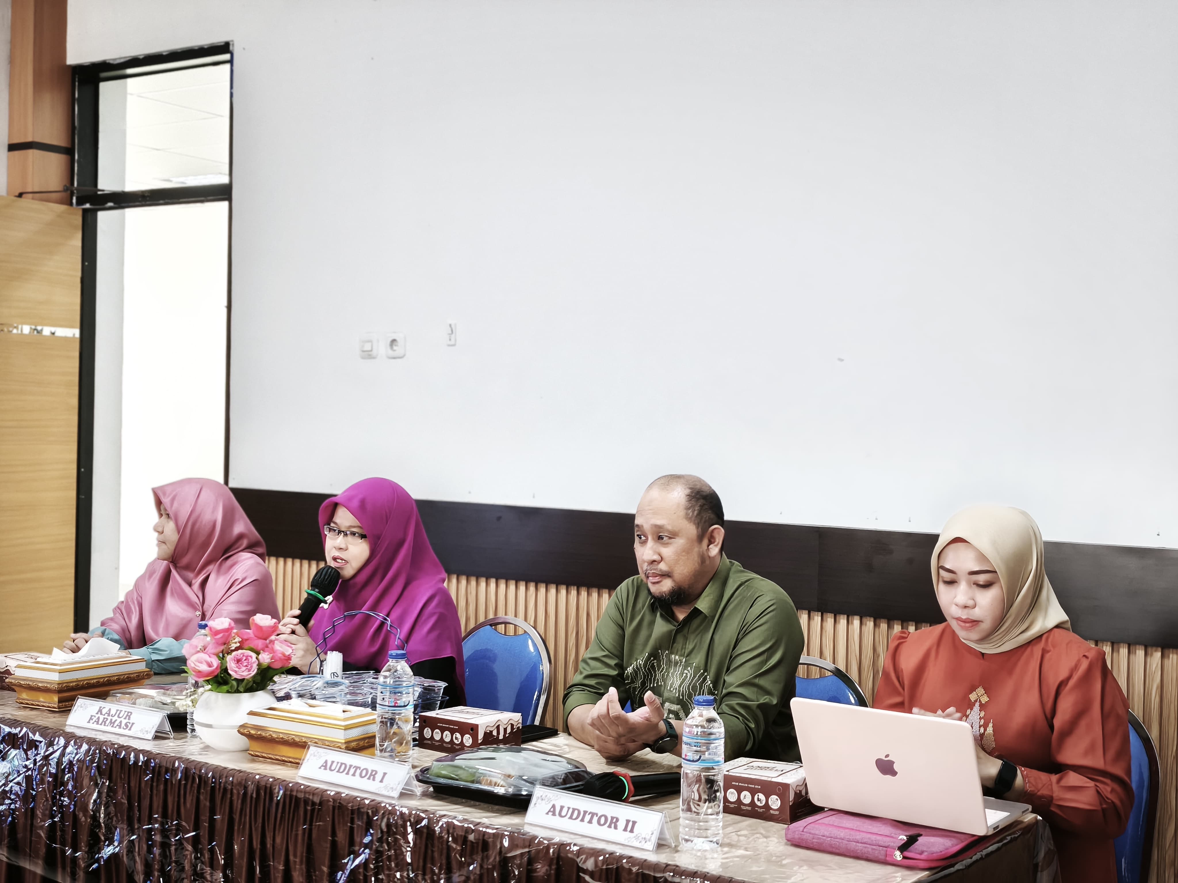 Audit Mutu Internal UNG Dilaksanakan pada Prodi S1 Farmasi dan Program Studi Pendidikan Profesi Apoteker